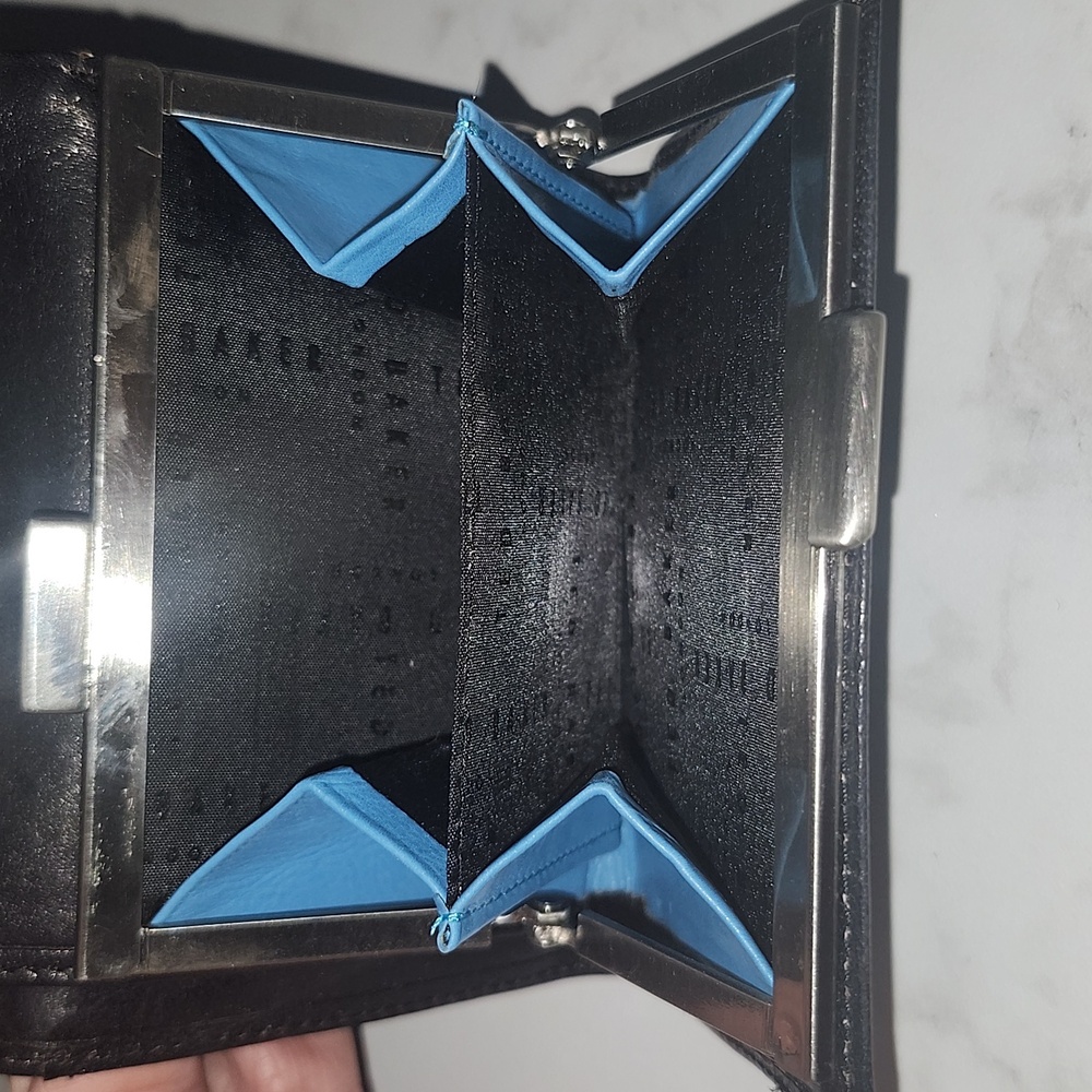 Ted Baker Kisslock Wallet - Picture 4 of 11